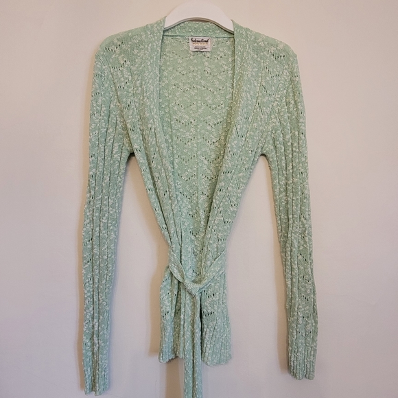 Vintage Cardigan Sweater - Picture 3 of 6